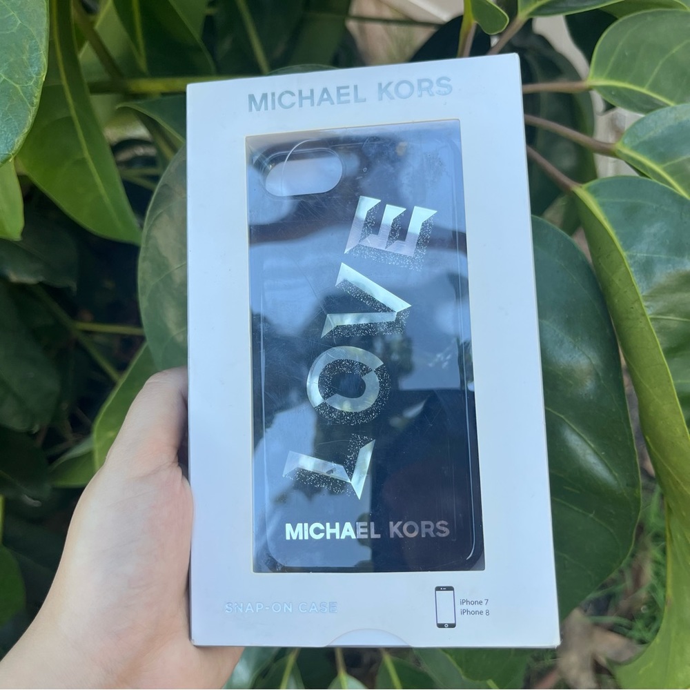 NWT Michael Kors “LOVE”  black iPhone 7 and 8 case!